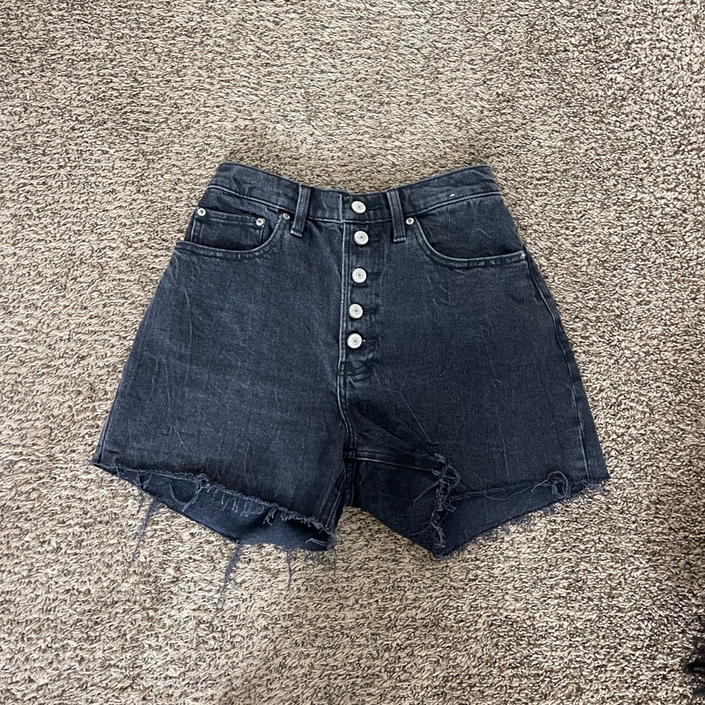 Abercrombie black denim short curve love